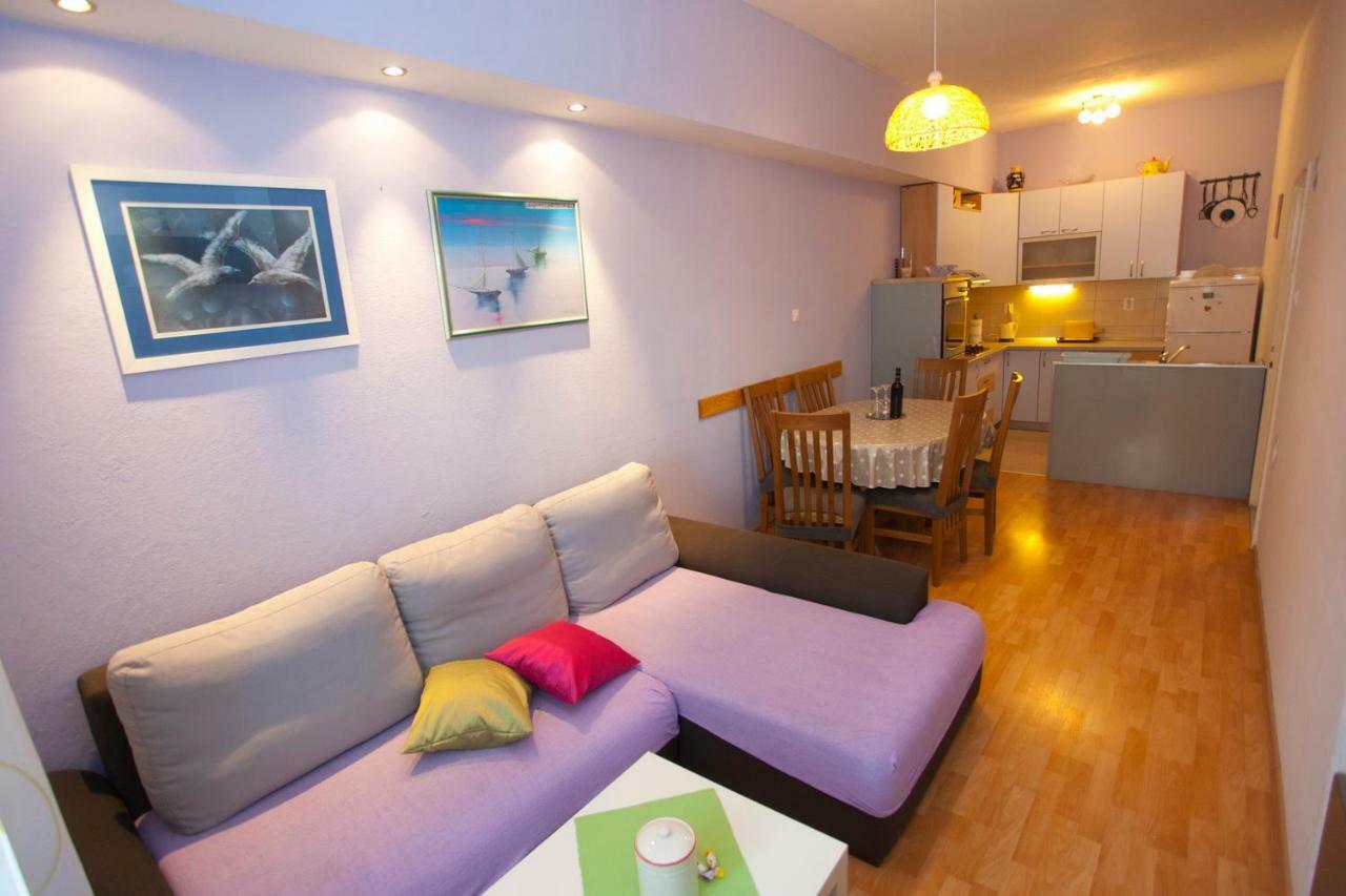 Apartmani Ruza Макарска Екстериор снимка