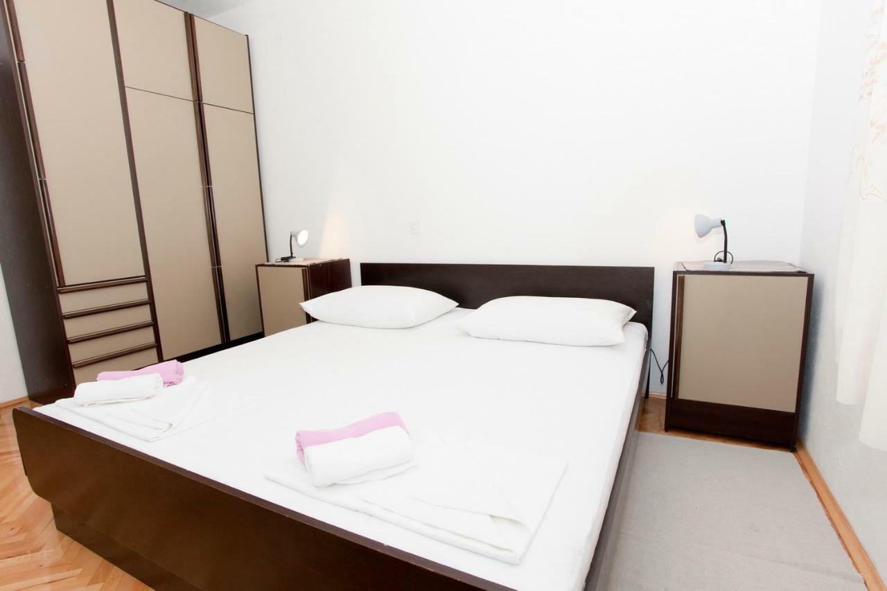 Apartmani Ruza Макарска Екстериор снимка