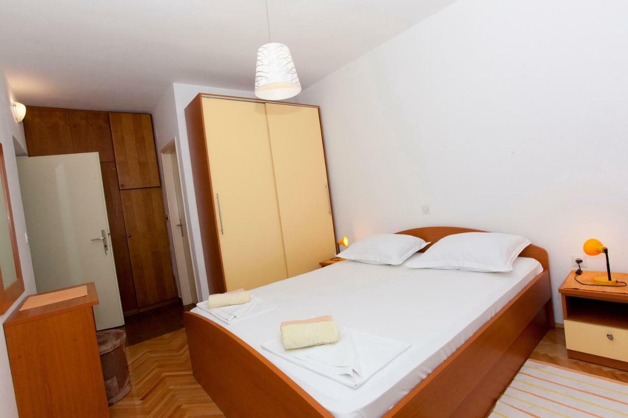 Apartmani Ruza Макарска Екстериор снимка