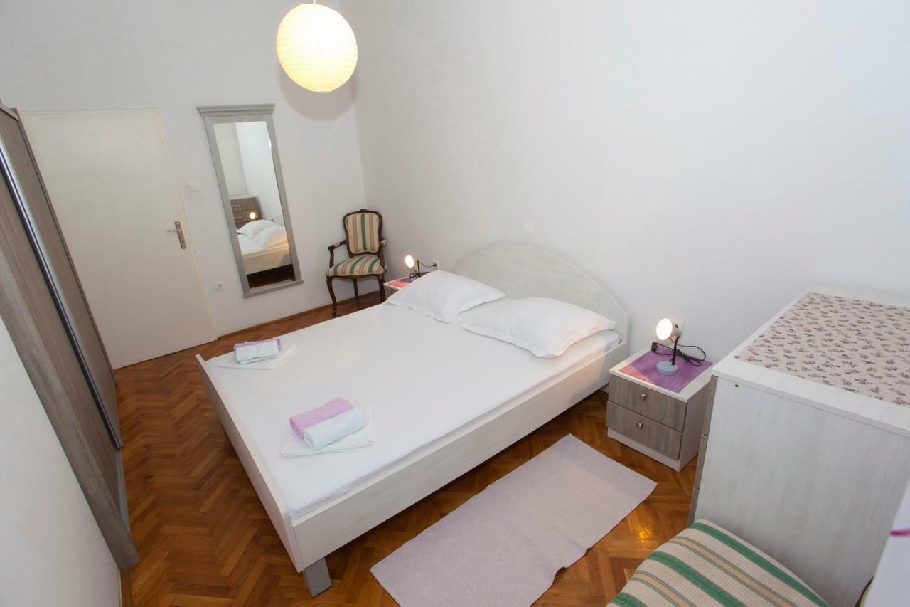 Apartmani Ruza Макарска Екстериор снимка