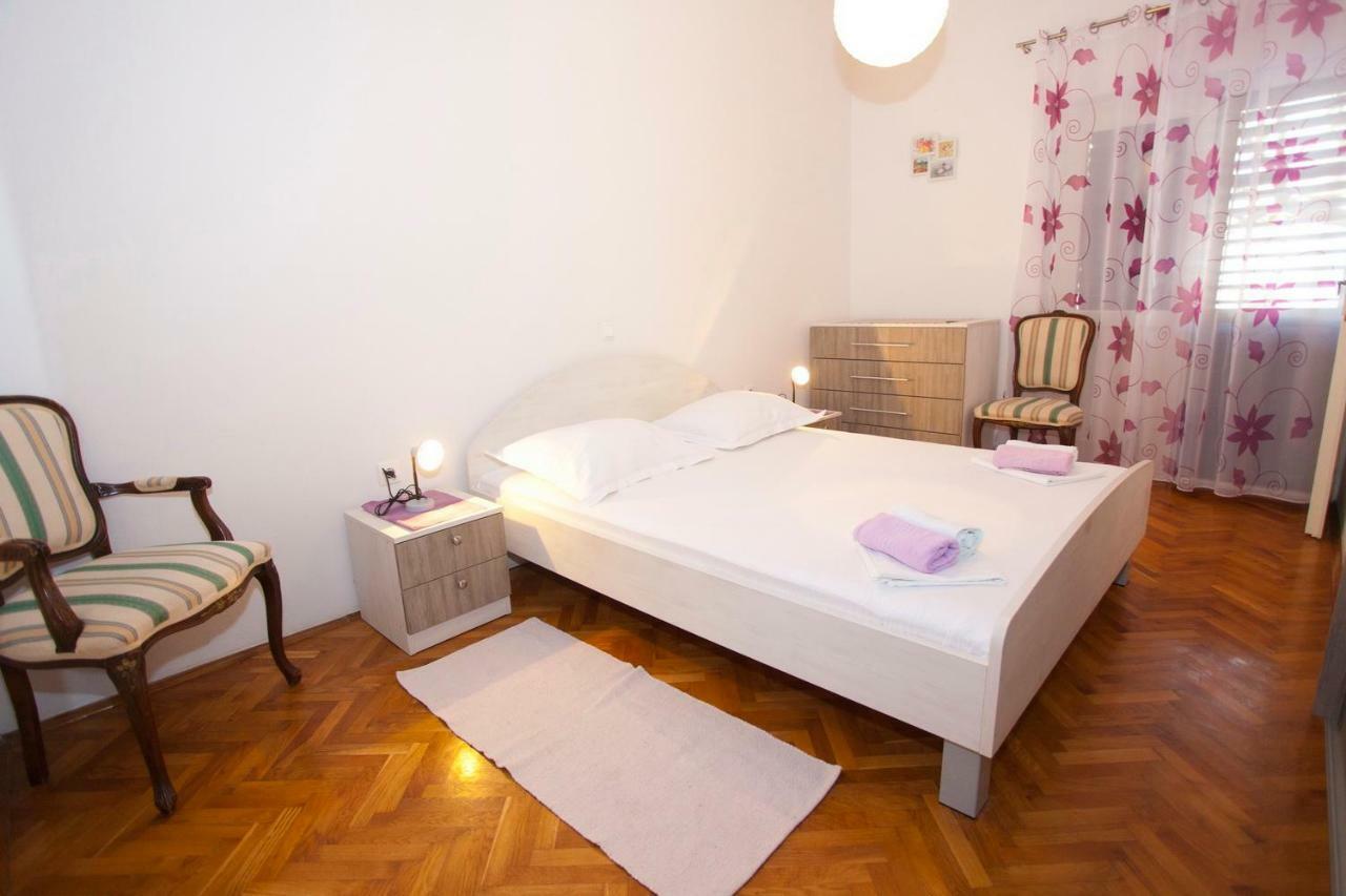 Apartmani Ruza Макарска Екстериор снимка