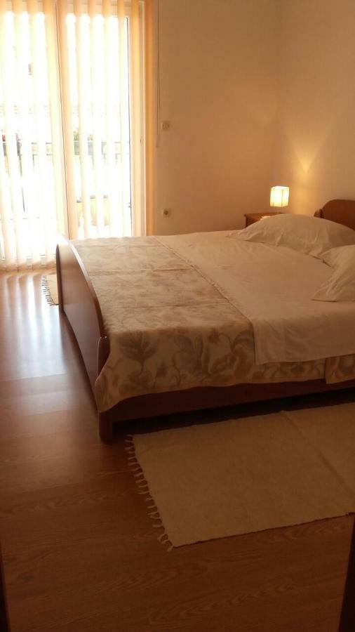 Apartmani Ruza Макарска Екстериор снимка